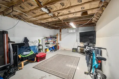 52 Hutchins Street Concord NH 03303