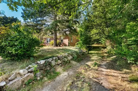 52 Hutchins Street Concord NH 03303