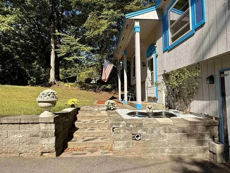 91 Carriage Hill Brattleboro VT 05301