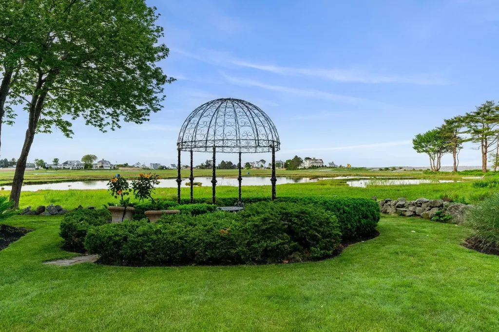 6 Wildwood Lane Rye NH 03870