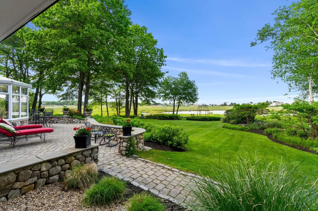 6 Wildwood Lane Rye NH 03870