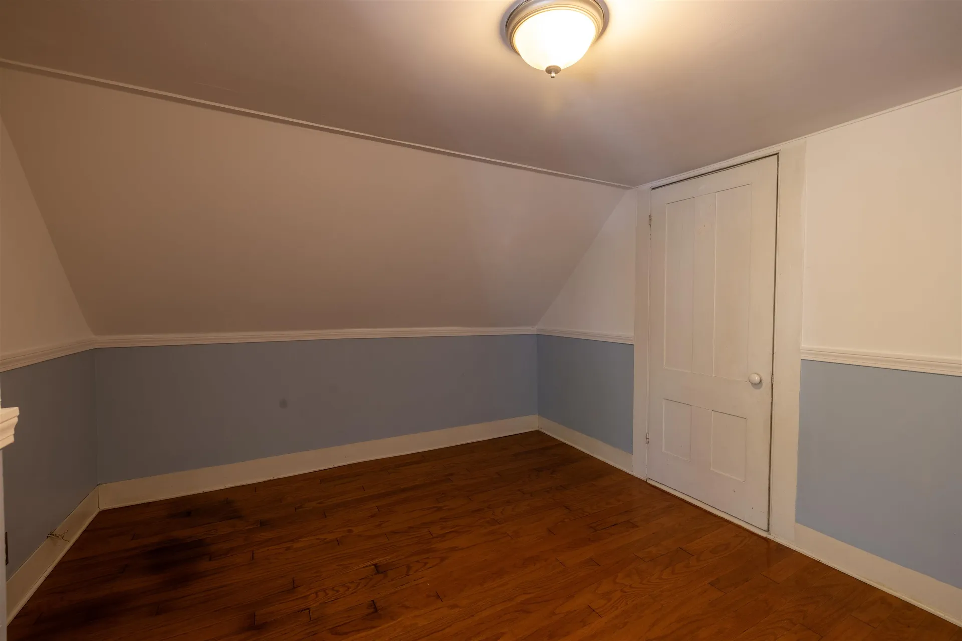8 Old Manchester Road Raymond NH 03077