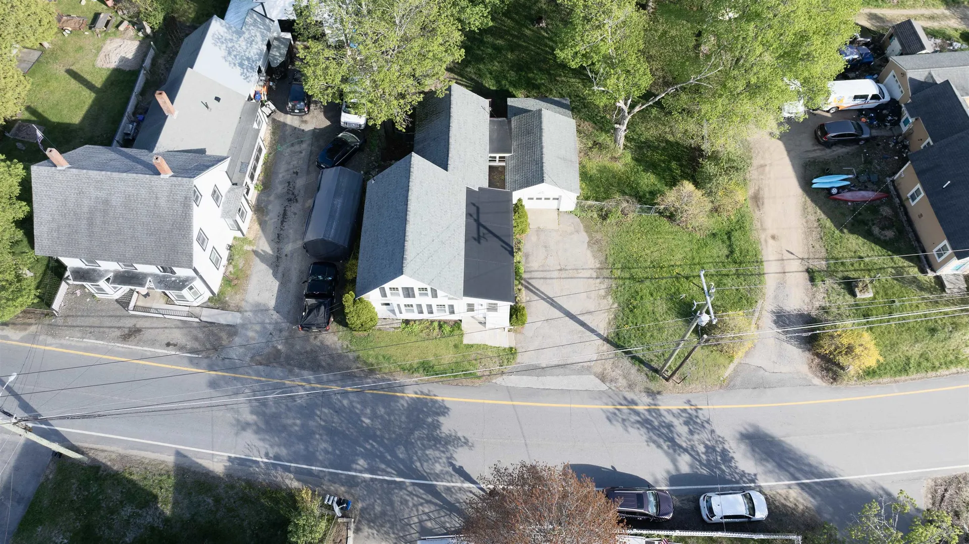 8 Old Manchester Road Raymond NH 03077