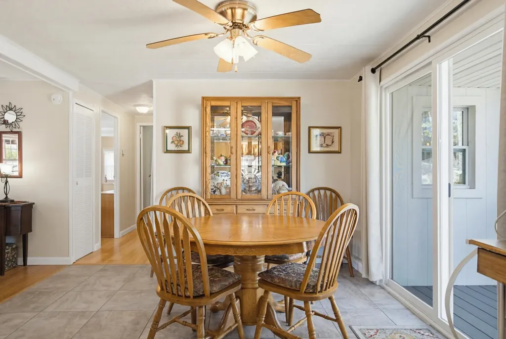 55 Roger Road Goffstown NH 03045