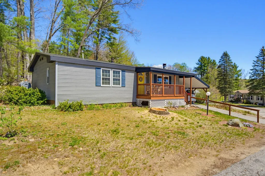 55 Roger Road Goffstown NH 03045