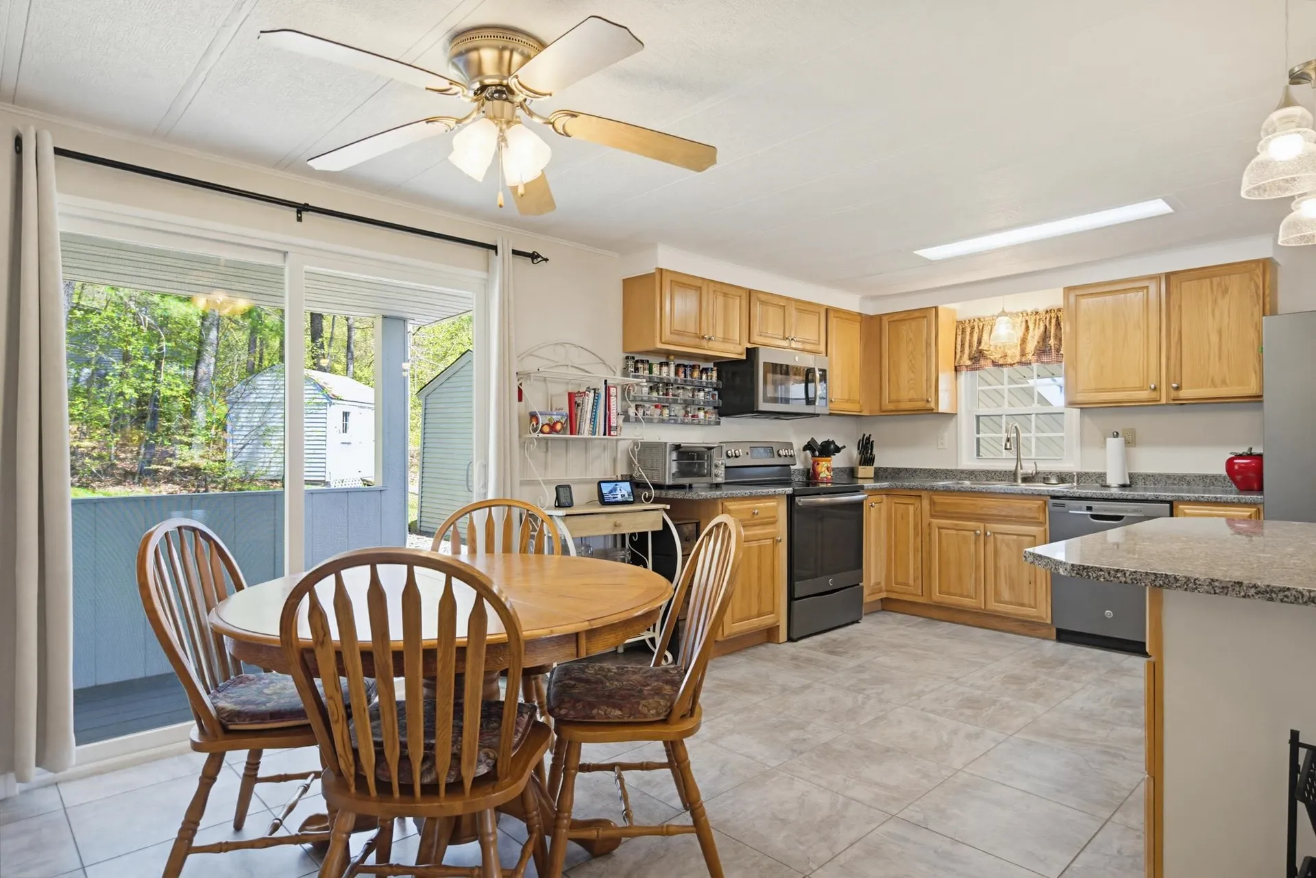 55 Roger Road Goffstown NH 03045