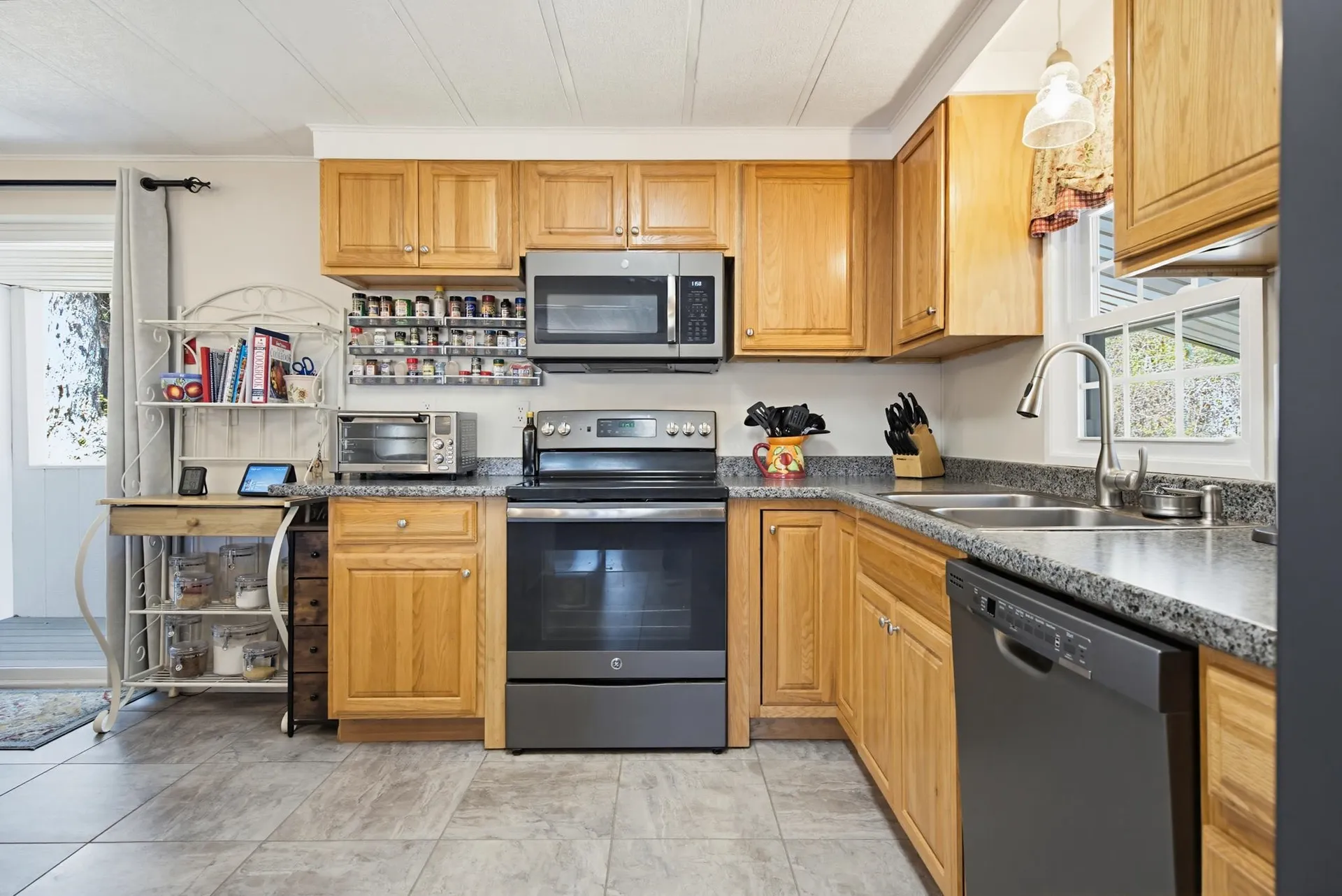 55 Roger Road Goffstown NH 03045