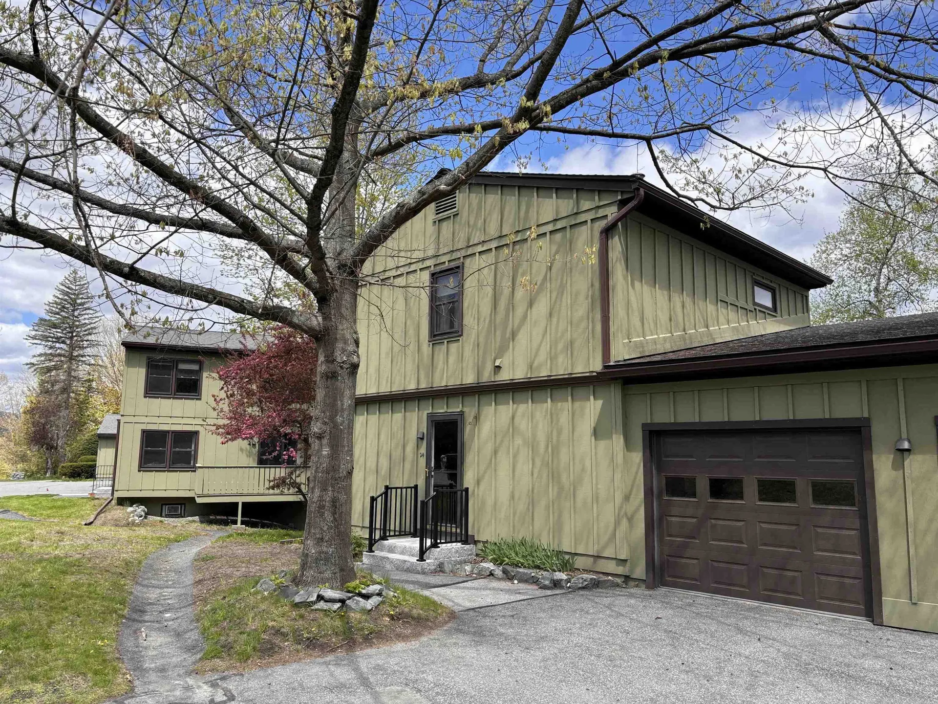 34 Floyd Avenue Lebanon NH 03784