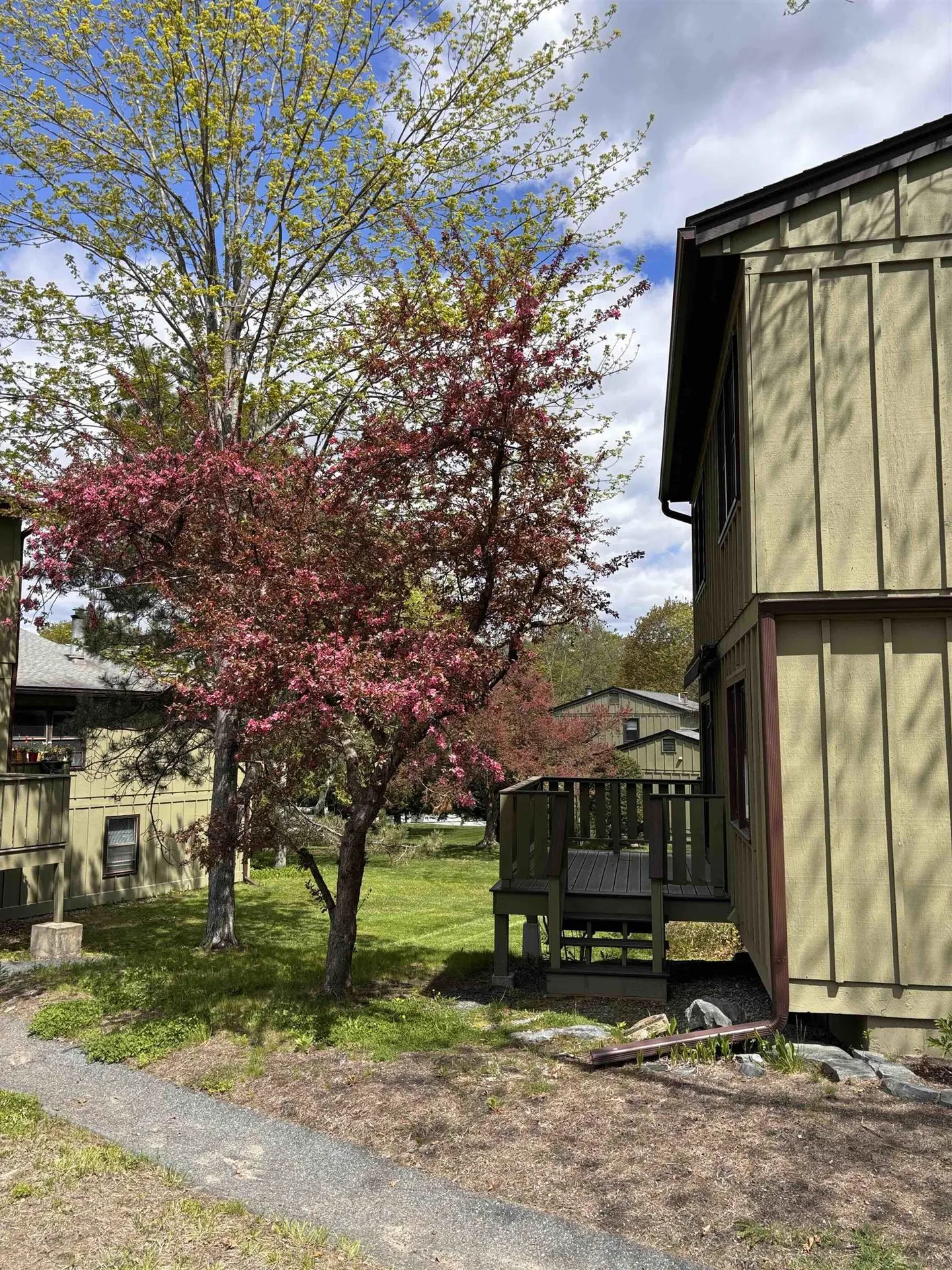 34 Floyd Avenue Lebanon NH 03784