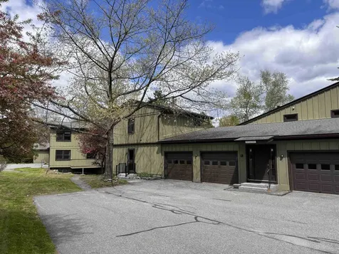 34 Floyd Avenue Lebanon NH 03784