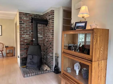 34 Floyd Avenue Lebanon NH 03784