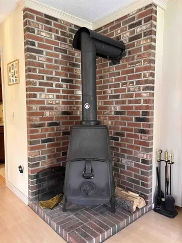 34 Floyd Avenue Lebanon NH 03784