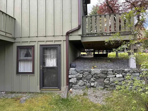 34 Floyd Avenue Lebanon NH 03784