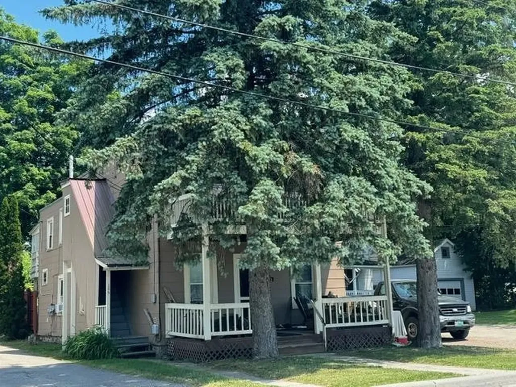 123 Bradford Street Bennington VT 05201