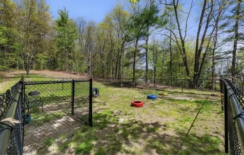 3 Pembroke Drive Derry NH 03038