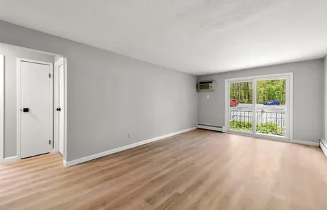 3 Pembroke Drive Derry NH 03038