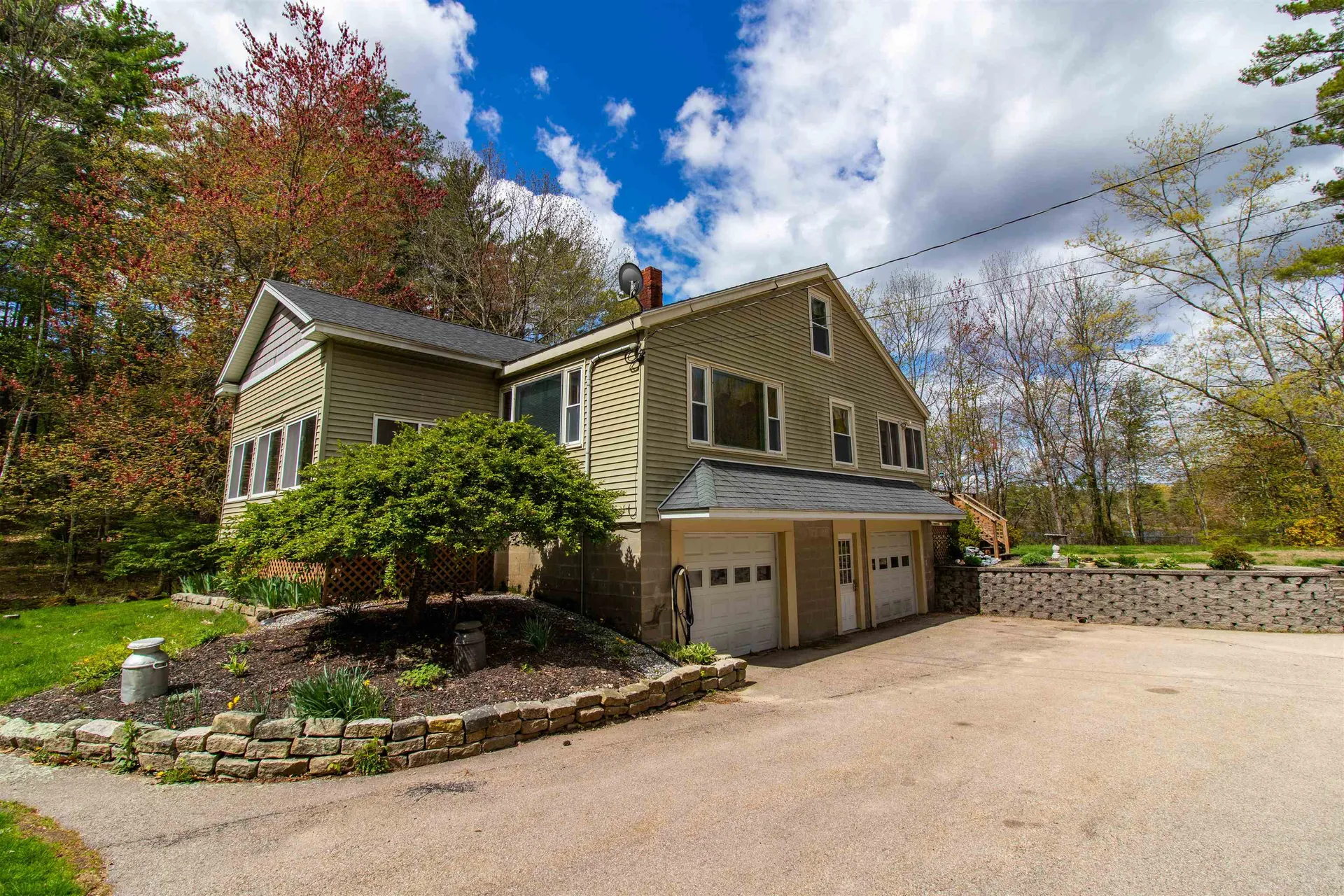 60 Robinson Road Hudson NH 03051