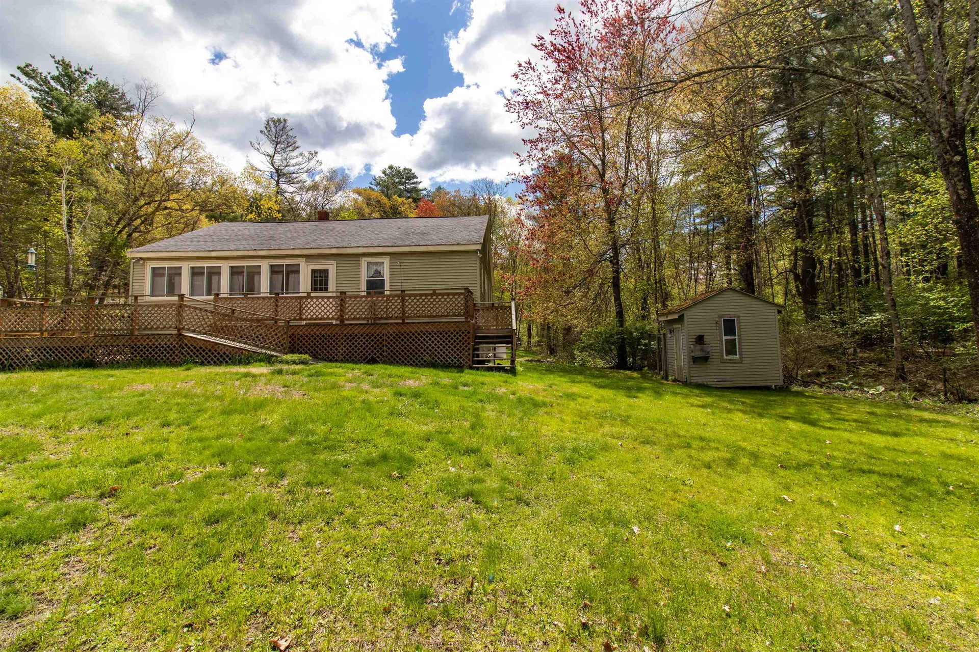 60 Robinson Road Hudson NH 03051