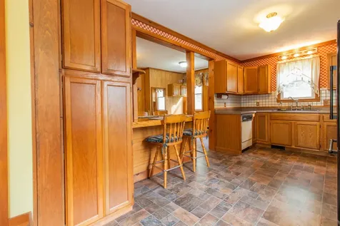 60 Robinson Road Hudson NH 03051