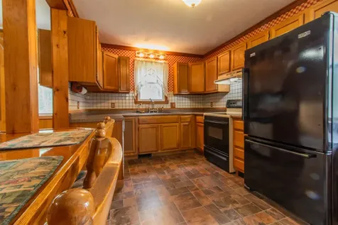 60 Robinson Road Hudson NH 03051