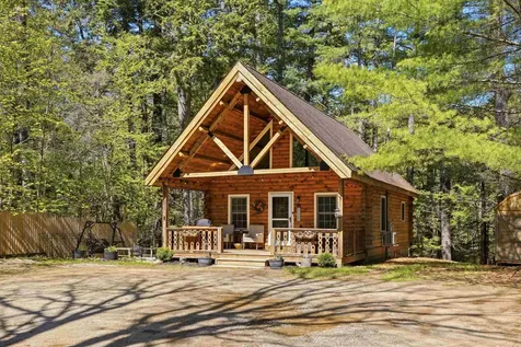 15 Sargent Drive Raymond NH 03077