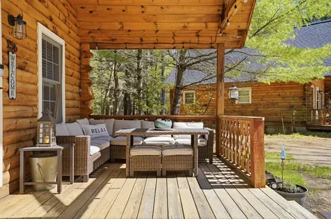 15 Sargent Drive Raymond NH 03077