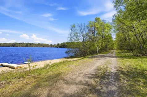 15 Sargent Drive Raymond NH 03077