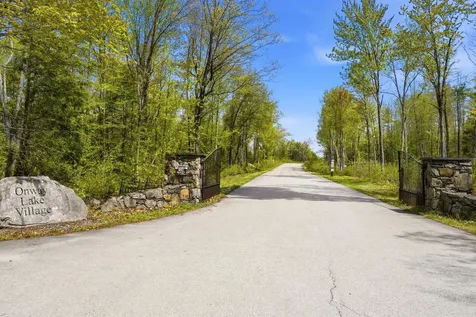 15 Sargent Drive Raymond NH 03077