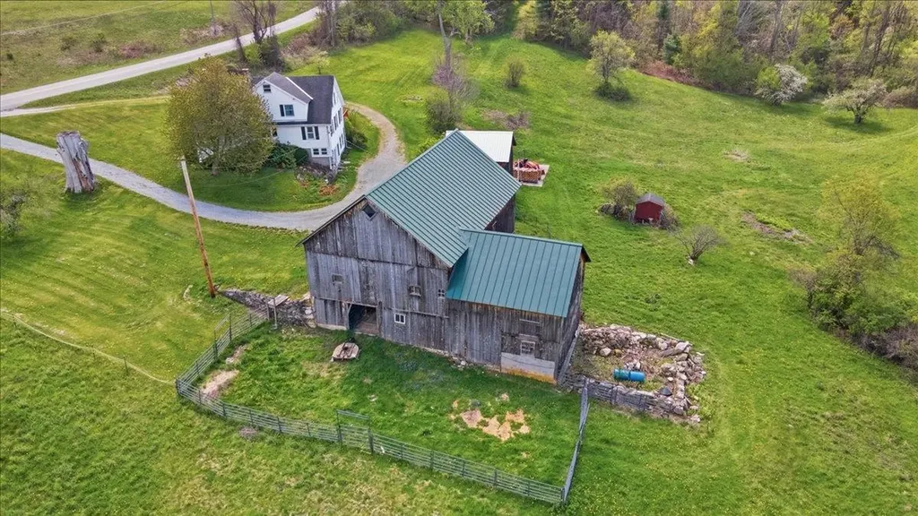 971 South Stream Road Bennington VT 05201