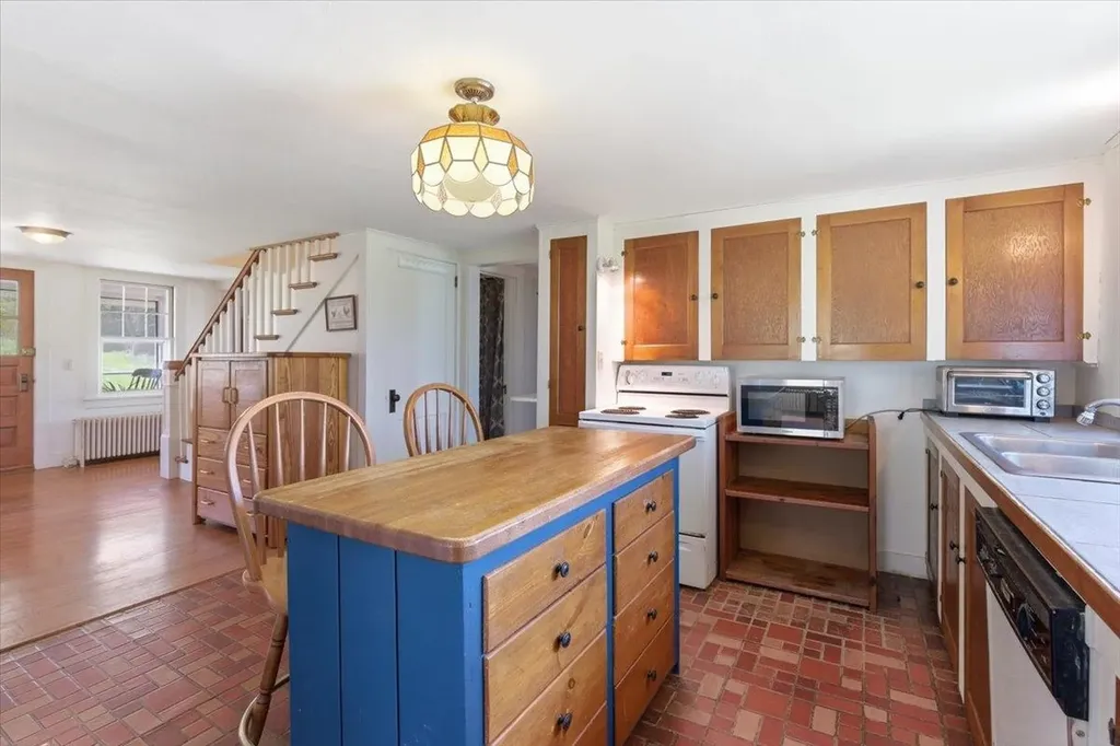 971 South Stream Road Bennington VT 05201