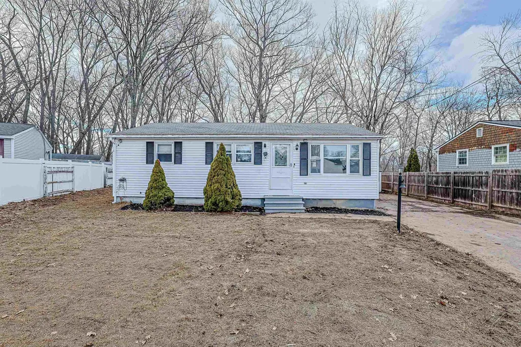 9 Oneida Circle Nashua NH 03060