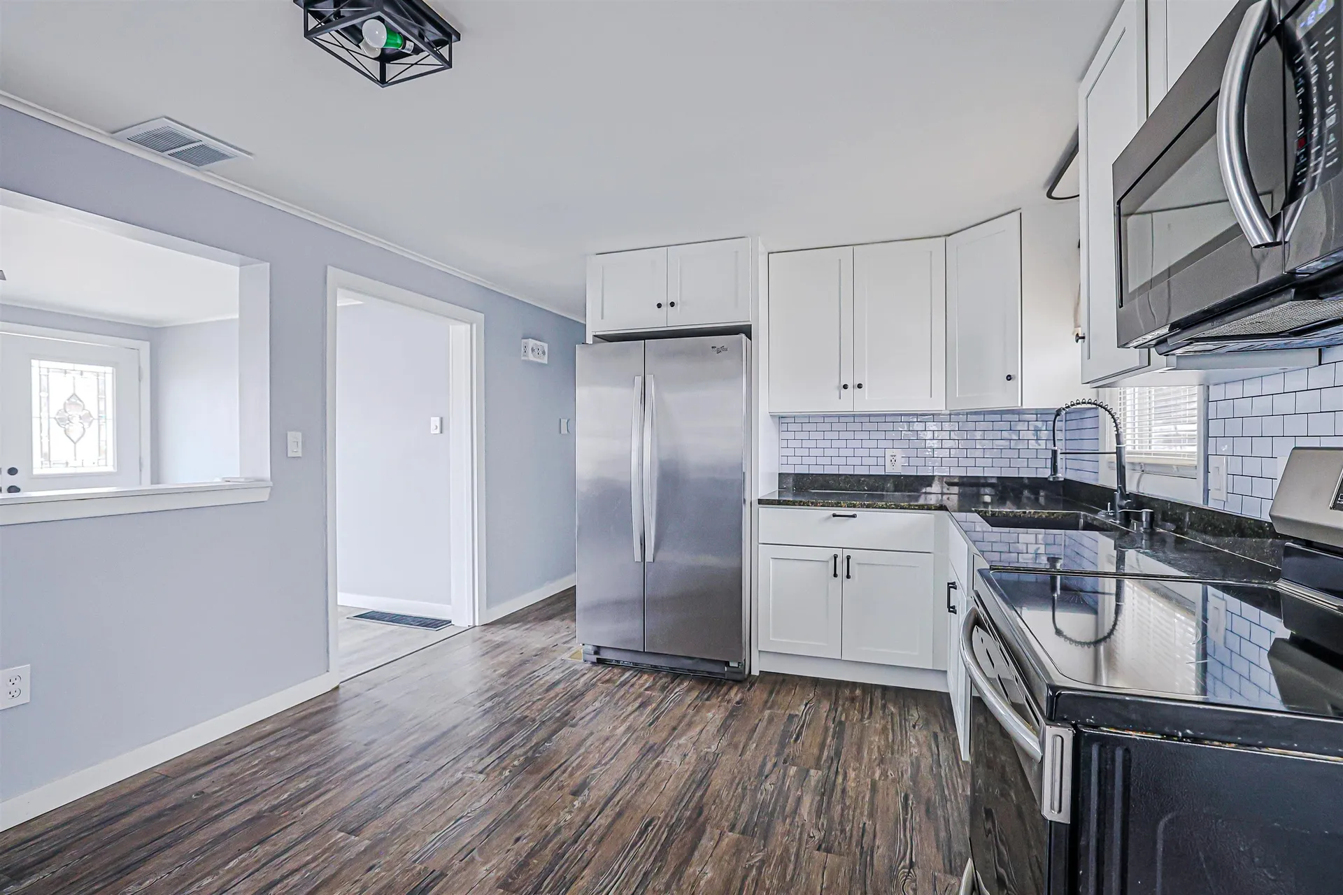 9 Oneida Circle Nashua NH 03060