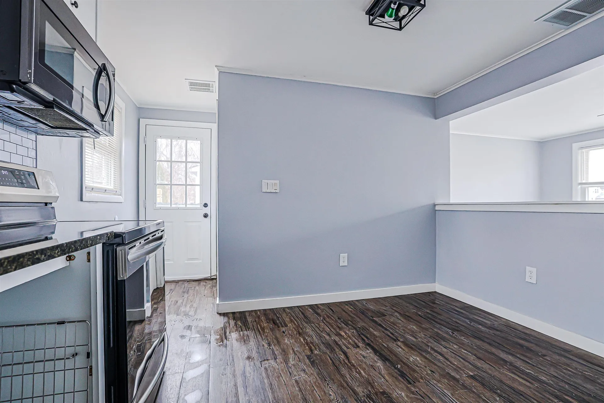 9 Oneida Circle Nashua NH 03060