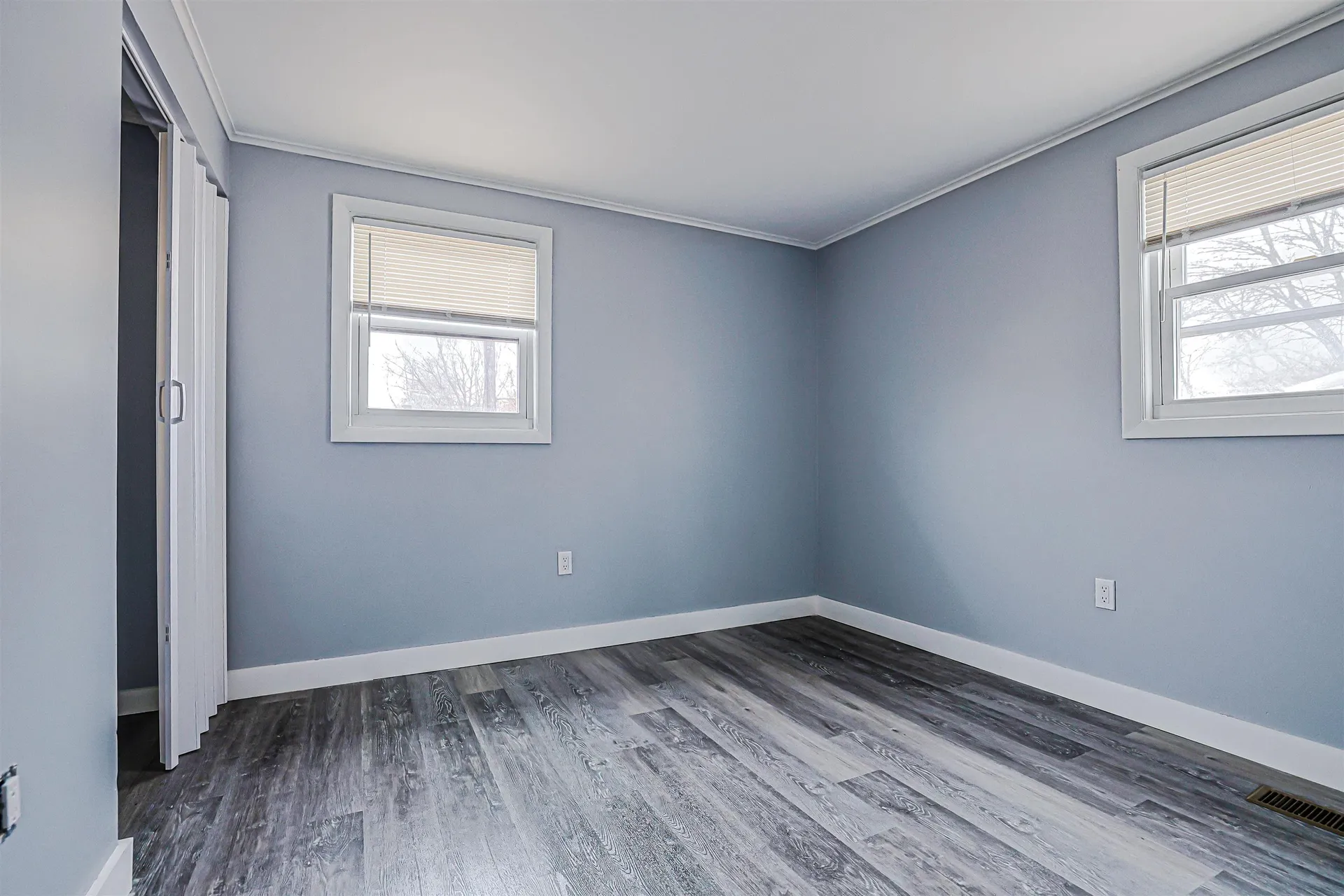 9 Oneida Circle Nashua NH 03060