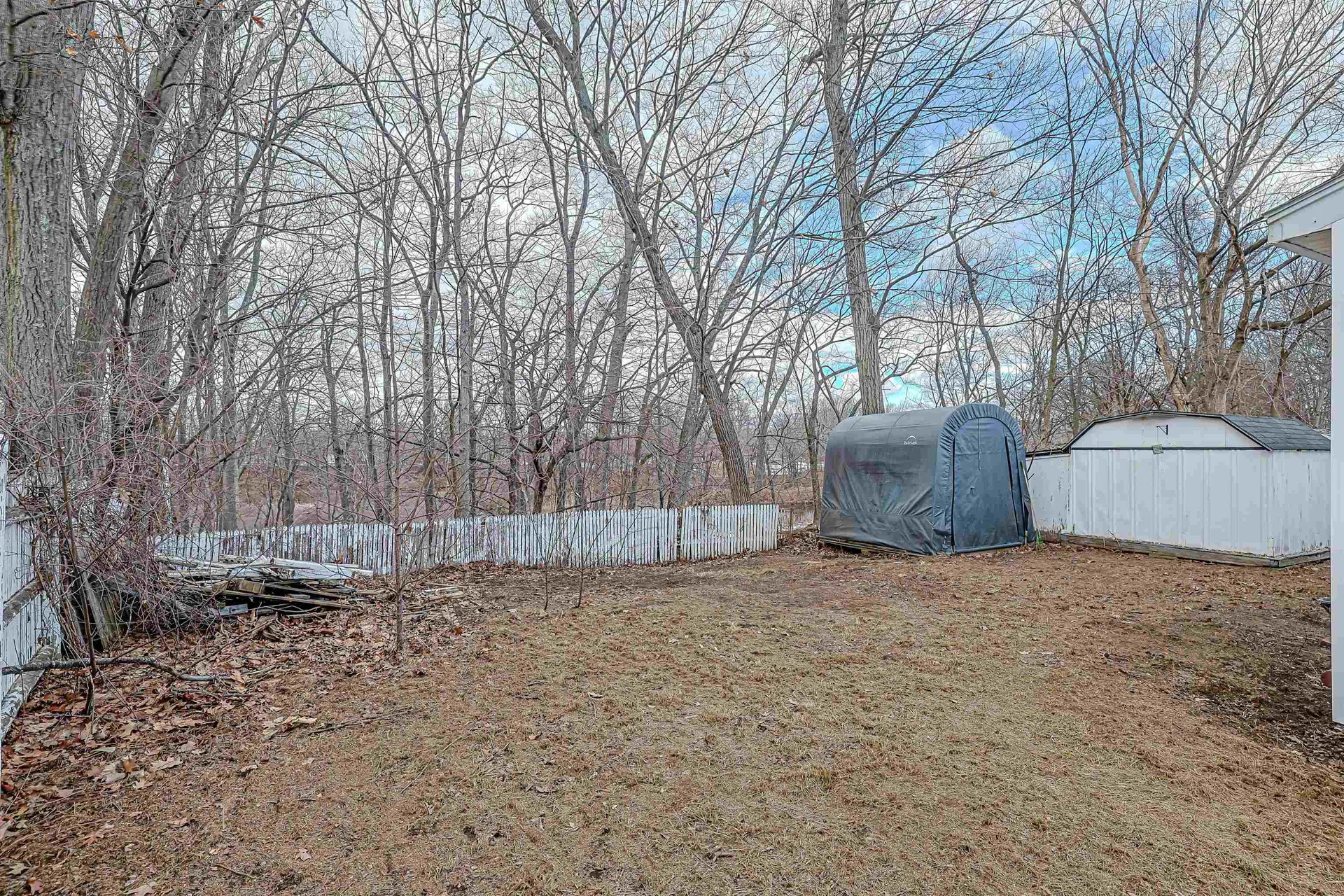 9 Oneida Circle Nashua NH 03060