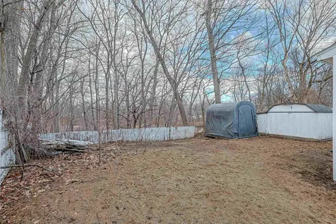 9 Oneida Circle Nashua NH 03060
