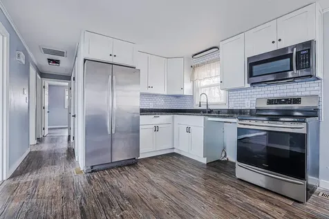 9 Oneida Circle Nashua NH 03060