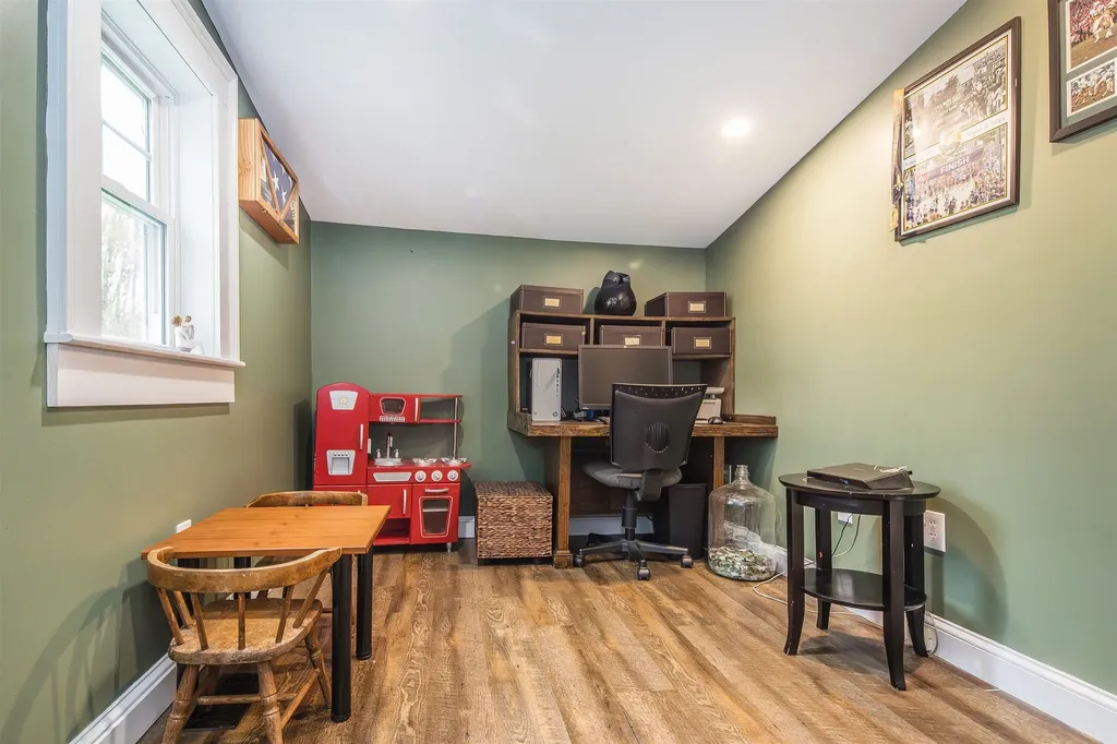 31 West Street Middletown Springs VT 05757