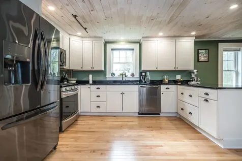 31 West Street Middletown Springs VT 05757