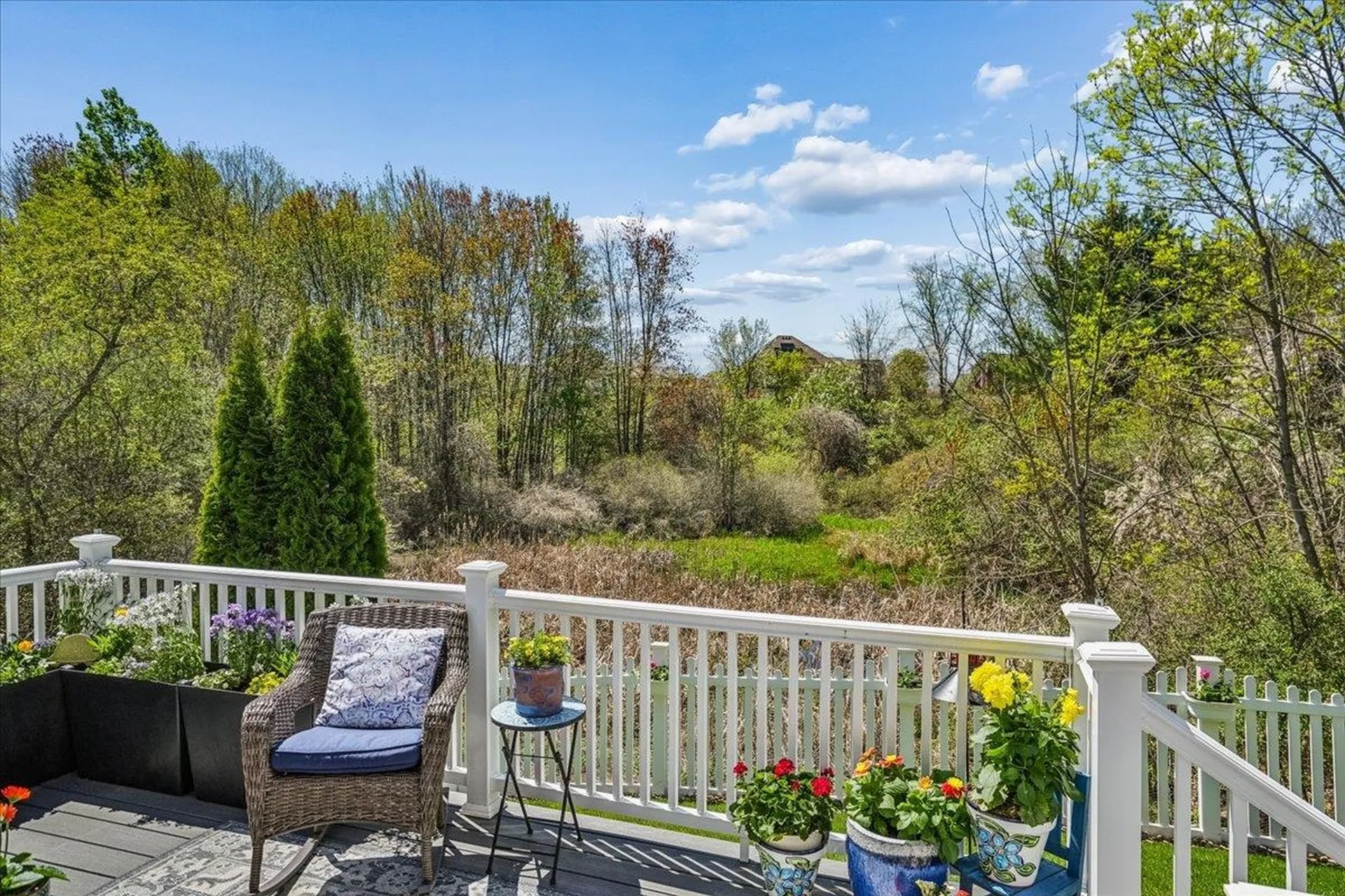 3 Crimson Court Nashua NH 03063