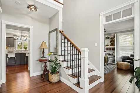 3 Crimson Court Nashua NH 03063