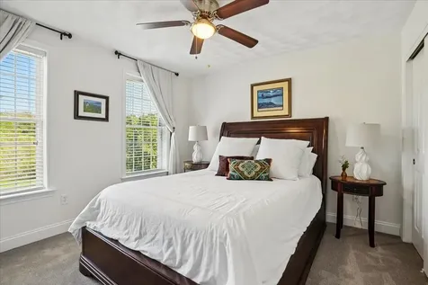 3 Crimson Court Nashua NH 03063