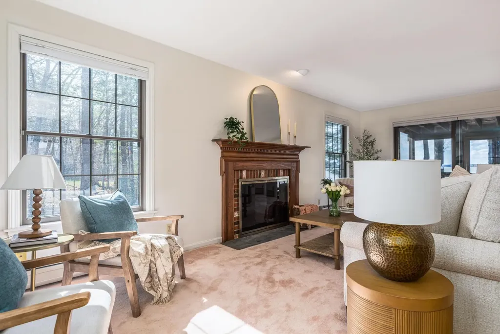 3 Swan Terrace Greenland NH 03840