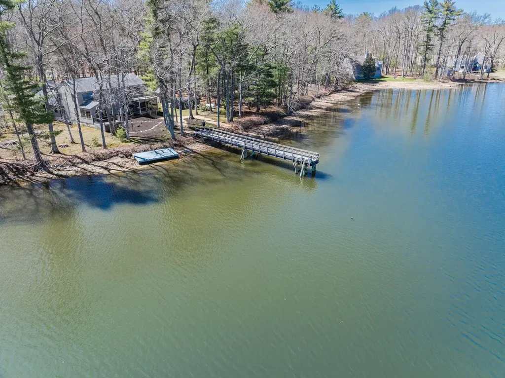 3 Swan Terrace Greenland NH 03840