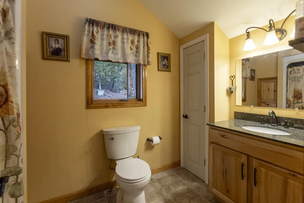 1068 Goose Pond Road Canaan NH 03741