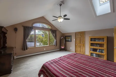 1068 Goose Pond Road Canaan NH 03741