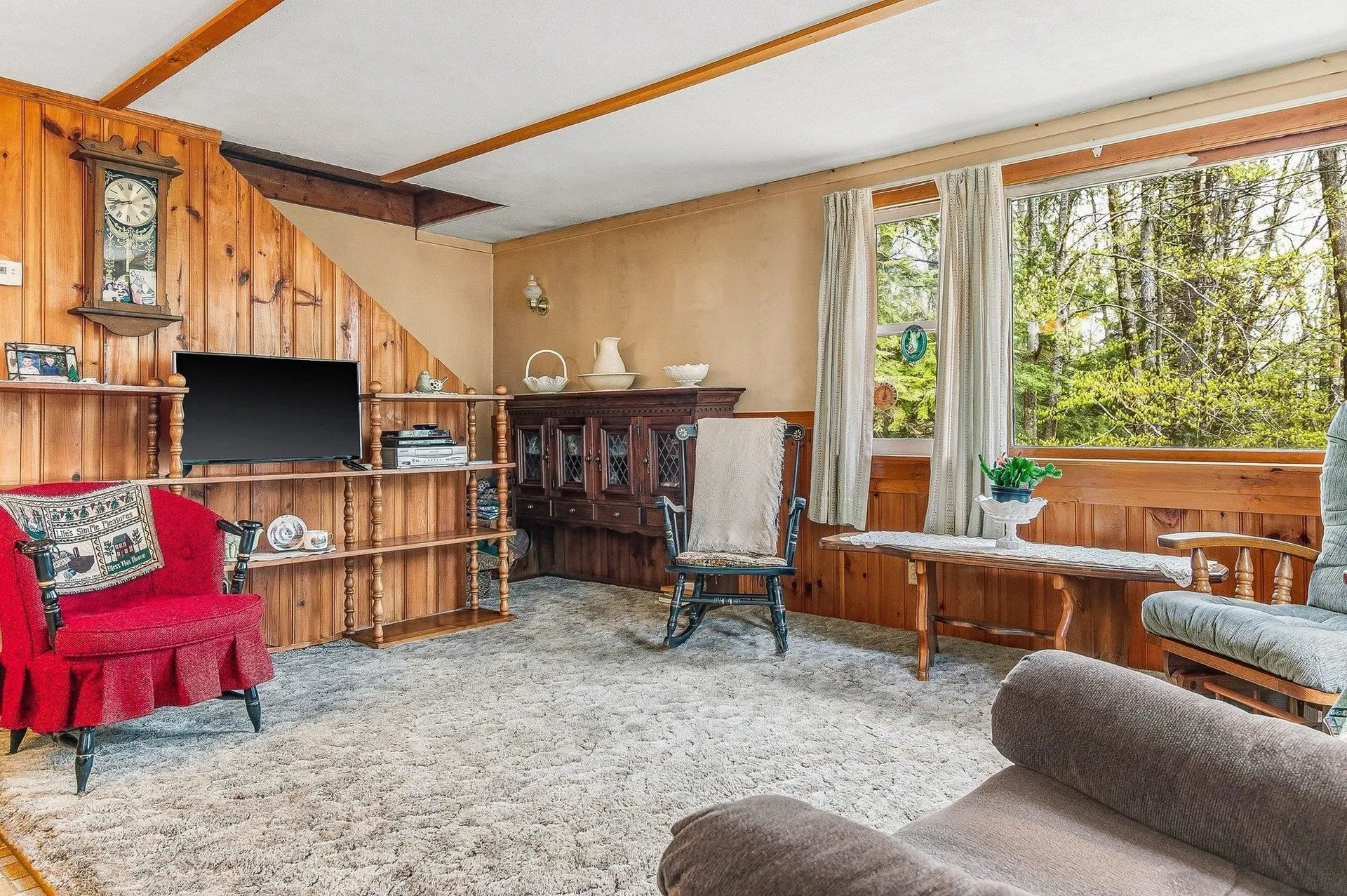25 Brewster Hill Road Tamworth NH 03886