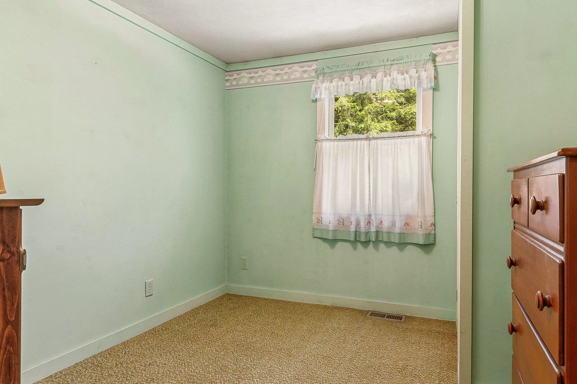 25 Brewster Hill Road Tamworth NH 03886