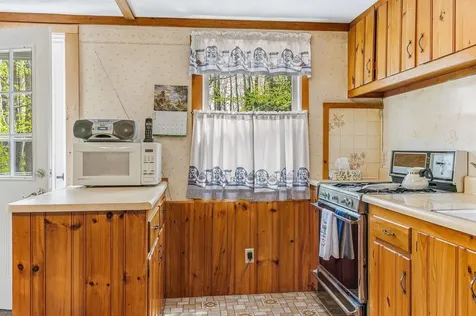25 Brewster Hill Road Tamworth NH 03886