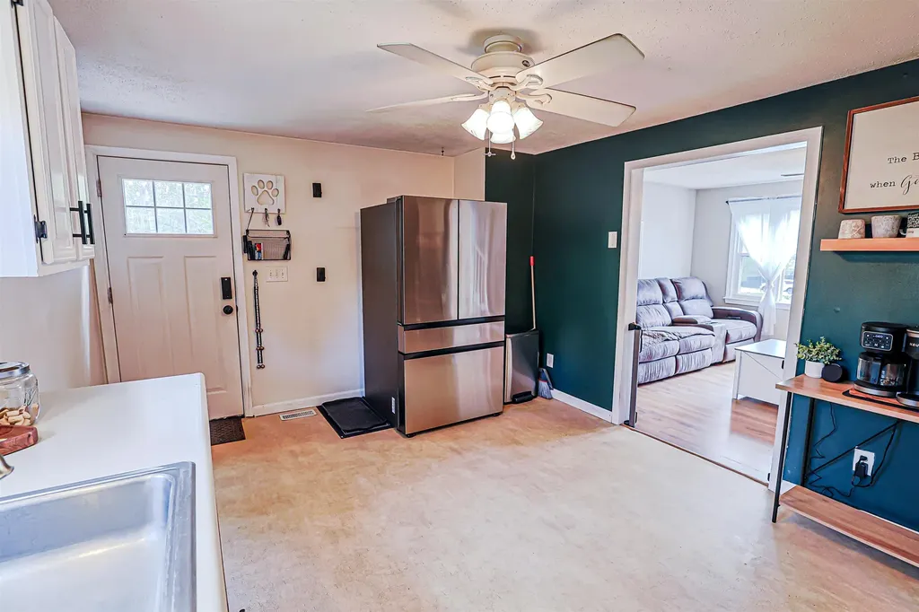 46 Windham Road Hudson NH 03051
